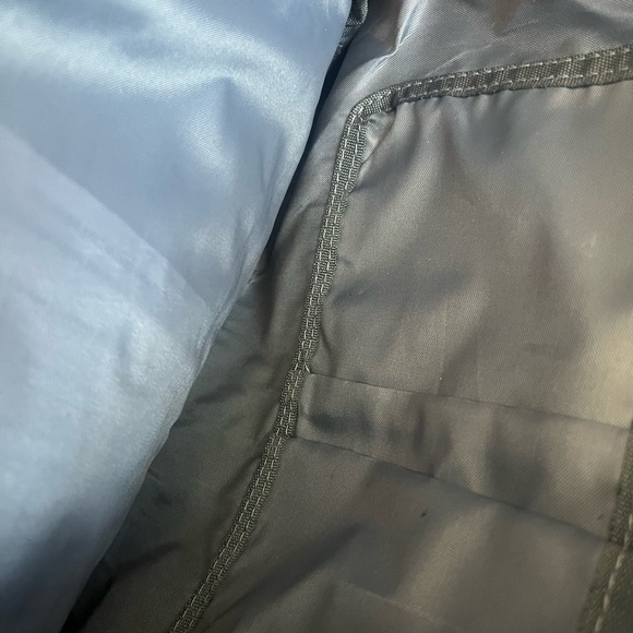 NWOT Backpack with USB mobile charger port 🆕 - Picture 8 of 15